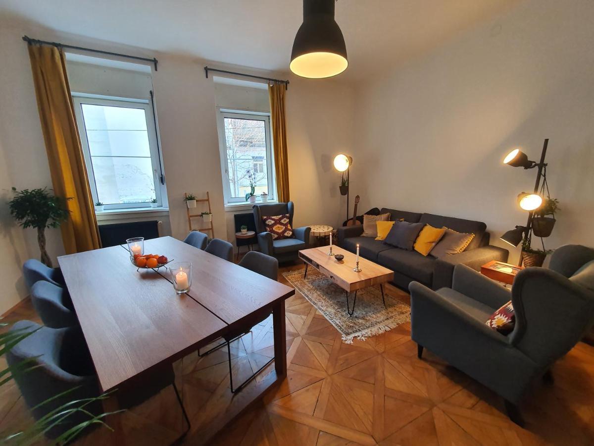 By Payman Club Apartment *